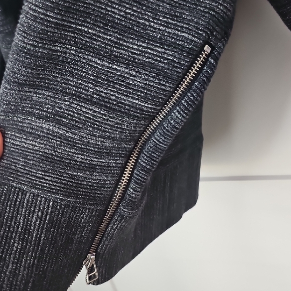 Wilfred Black Crew Neck Sweater - Picture 5 of 7